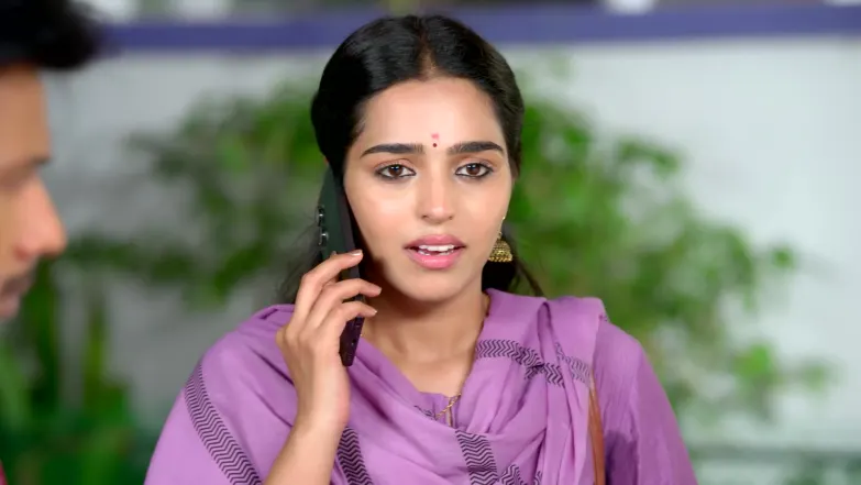 Meenakshi's Arrival Terrifies Mano Episode 96