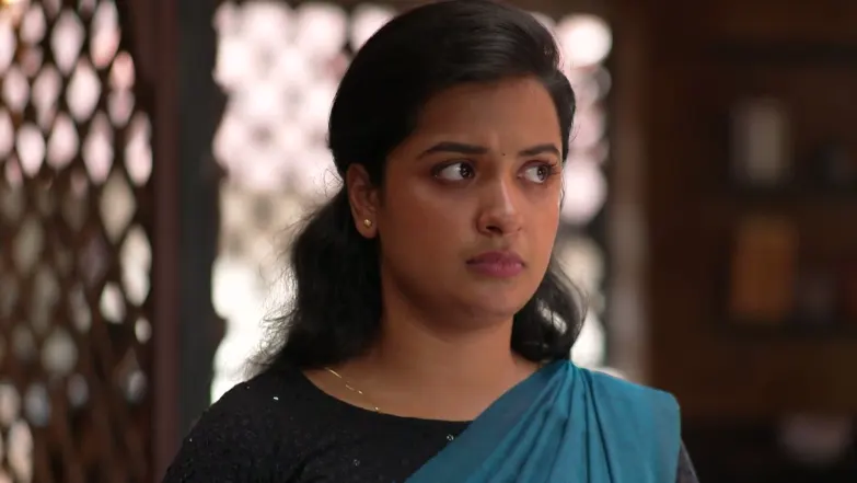 Gopalakrishnan Mocks Shalini - Kudumbashree Sharada 