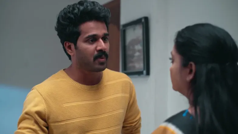 Chandralekha Tends to Seetha - Chembarathy 