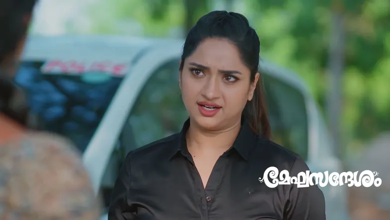 Pooja Tends to Jagath Episode 304