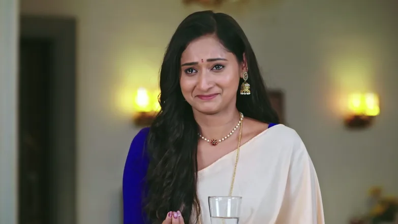Ambika and Malavika's Clash of Powers Episode 371