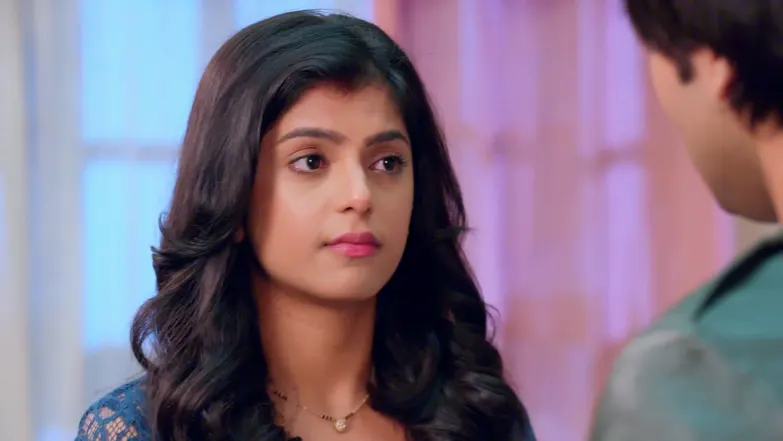 Dhruv Questions Unnati after Noticing Her Distress - Jaane Anjaane Hum Mile 