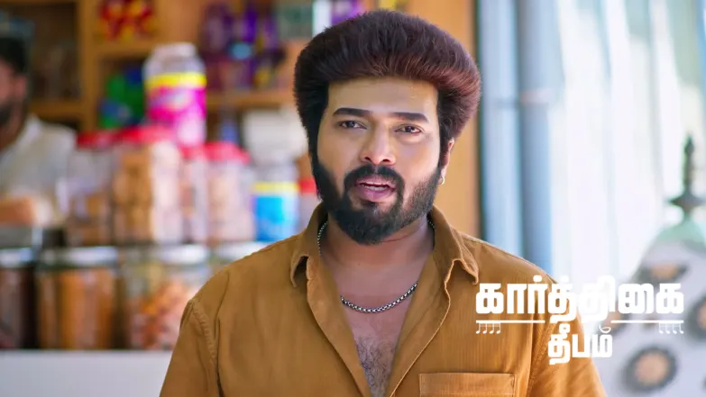 Karthikeyan Rushes to Save Rajarajan Episode 1249