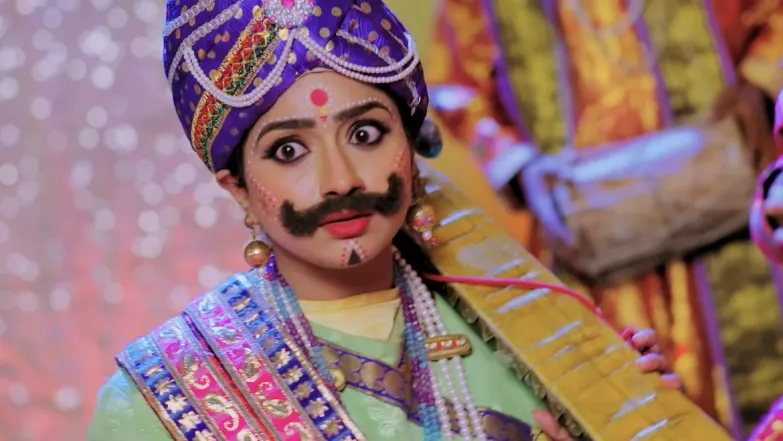 A disguised Trinayani enters the wedding venue - Trinayani Episode 5