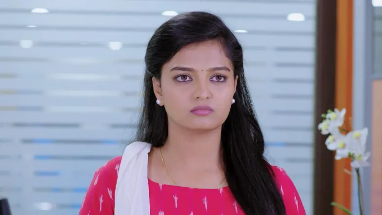 Jende confronts Arya Vardhan - Prema Entha Maduram Episode 24