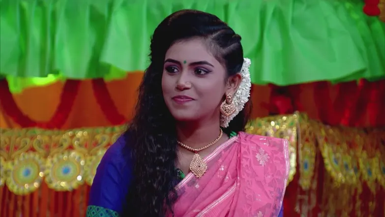 Singing away on 'Maha Ashthami' - Gaane Gaane Pujo Episode 4