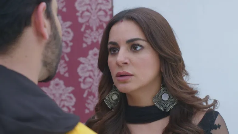 Kareena taunts Sarla over Preeta's marriage 