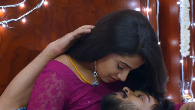 Santosh and Pavithra Spend Some Romantic Time Episode 10