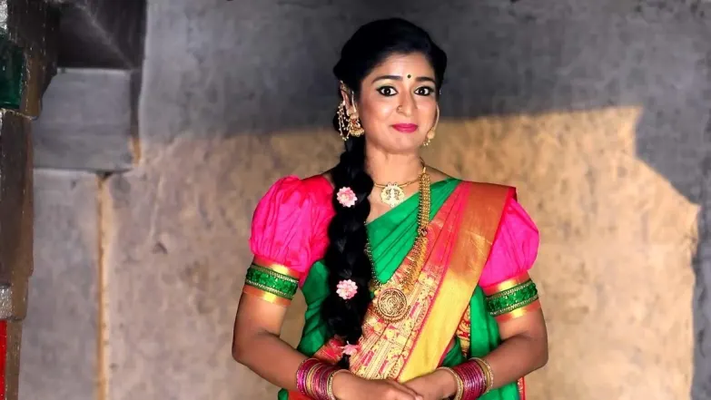Mahalakshmi Mamta of Suradhenupura - Mane Mane Mahalakshmi Episode 11