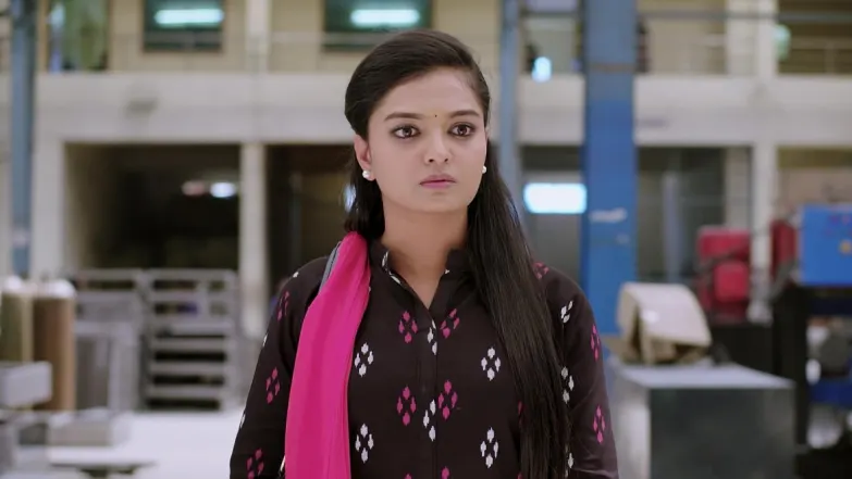 Arya Vardhan scolds Anu - Prema Entha Maduram Episode 21