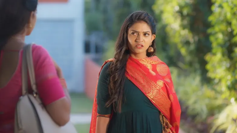 Anupama drags Kalyani to her house - Inti Guttu Episode 8
