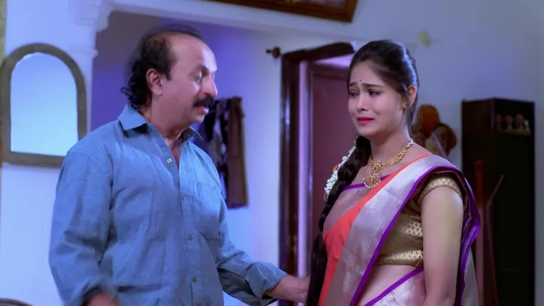 Paarvathi decides to return to her village 