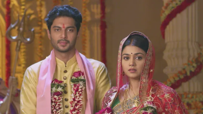 Indresh and Swati get married - Santoshi Maa Sunayein Vrat Kathayein Episode 11