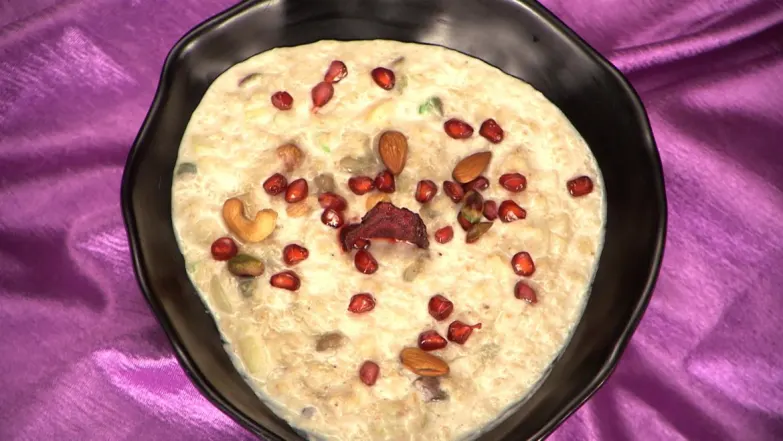 Oatschi Kheer and Green Peas Sandwich - Aamhi Saare Khavayye Episode 3350