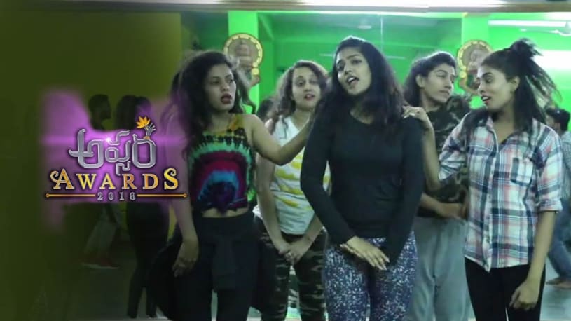 Watch Zee Utsavam September 30 2018 Full Event Online In Hd Zee5 Zee kutumbam awards 2018 gives you a sneak peek into the zee telugu kutumbam awards 2018. watch zee utsavam september 30 2018