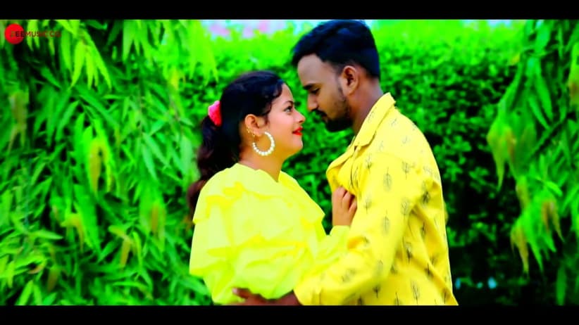 Chhotki Nanadiyo Ke - Full Video | Vijay Utpati, Aditya Raja, Amarendra Chauhan, & Sagar Brothers