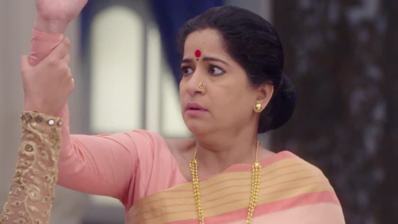 Bari Amma slaps Puneesh - Aap ke Aa Jane Se Highlights