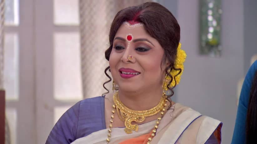 Rukmini takes an unwell Shyama to the song recording - Krishnakoli
