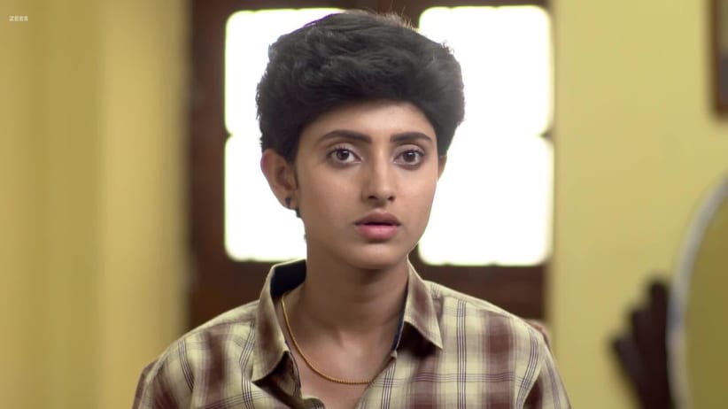 Sathya Carves a Gift for Prabhu - Sathya
