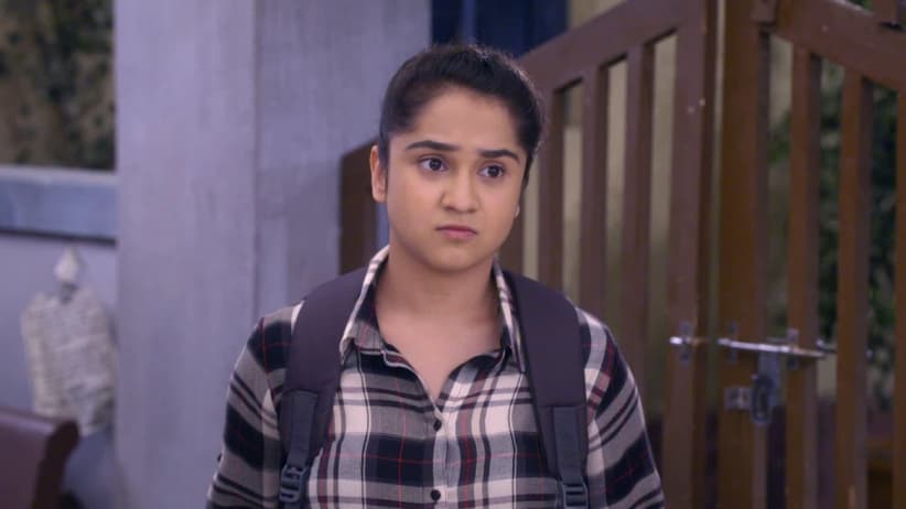 Rajesh learns about Amma’s sister Chatori - Happu Ki Ultan Paltan