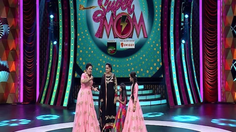 Singer Anitha Venkat gets trolled by her daughter Aishwarya - Children's Day Special