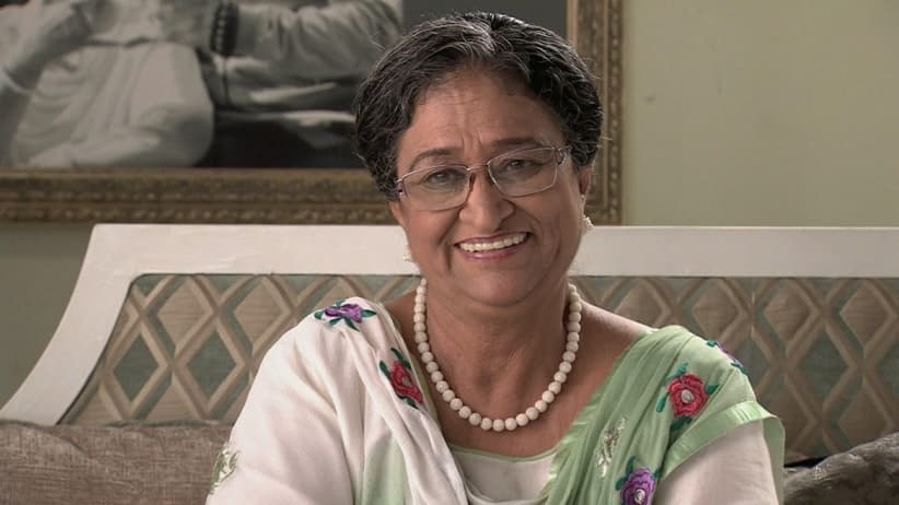 Pragya reassures Dadi about Abhi - Kumkum Bhagya