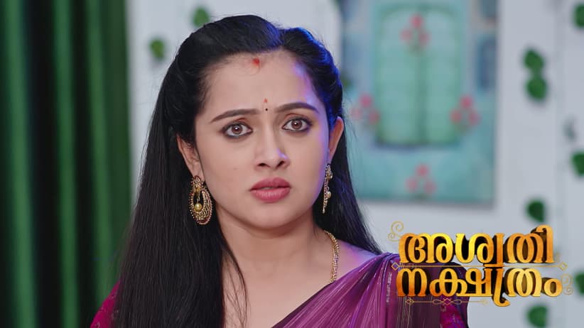 Komal Breaks a Shocking News to Krishna