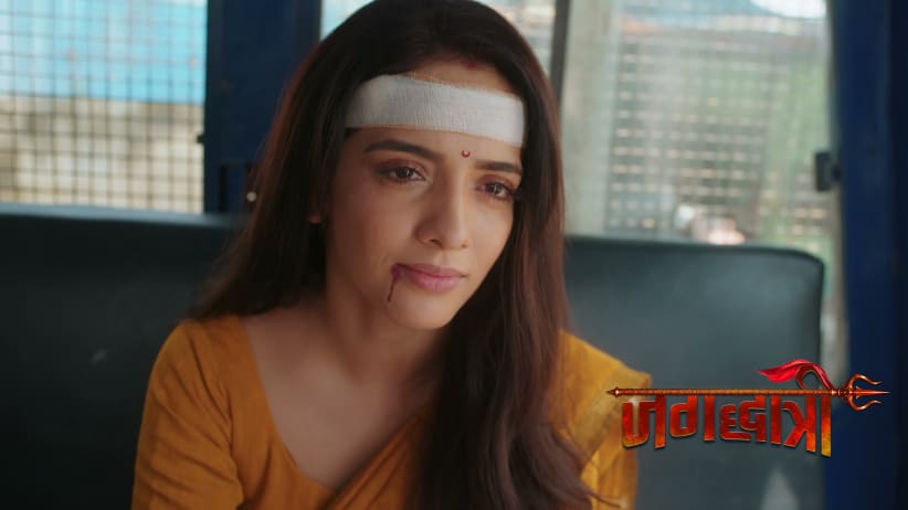 Who Comes to Jagadhatri’s Aid?