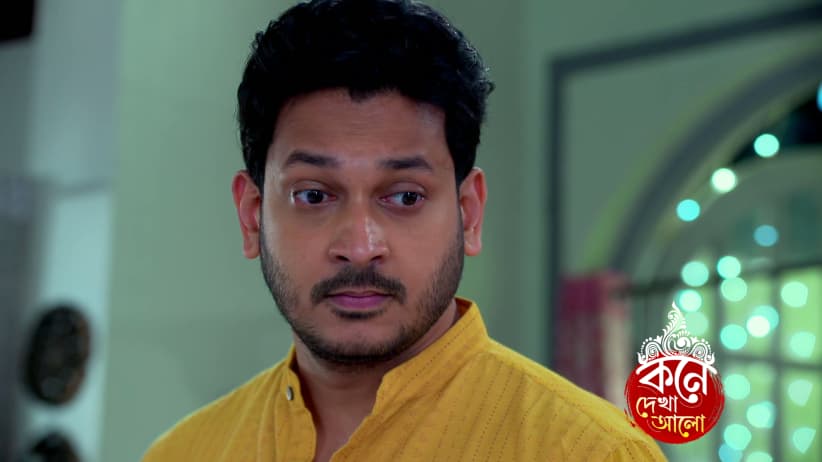 Jaya Dresses Lajbonti as a Bride