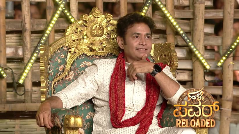 Gajapade stages the play Hennu Huli.