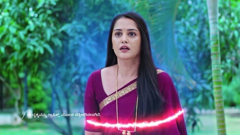 Hitha Falls into Malavika's Snare