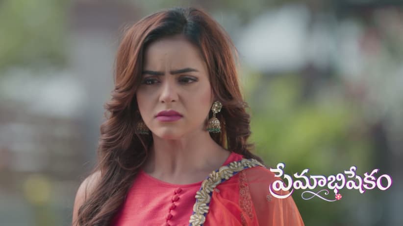 Kalpana and Sarika Plot to Sedate Vasudha