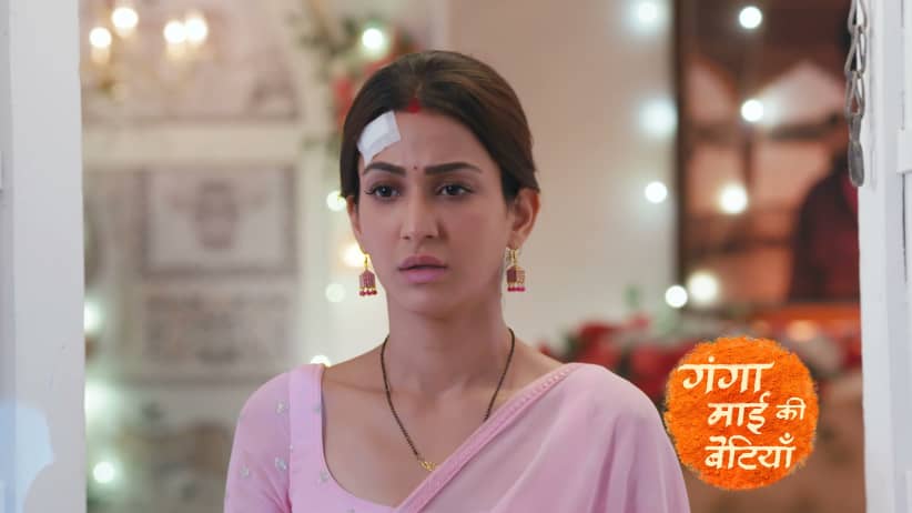 Sneha Plans to Turn Her Lie into Reality