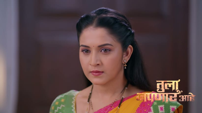 Manjiri Invites Devi Aaji Home