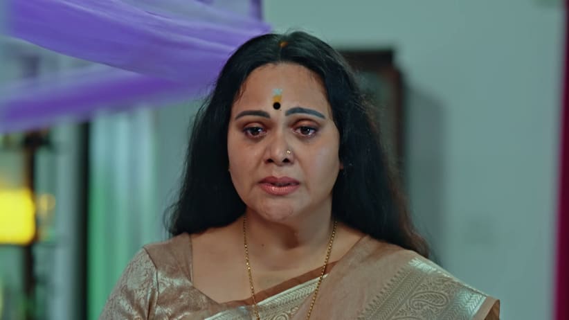 Gayatri's Family Speaks Ill about Sumangali