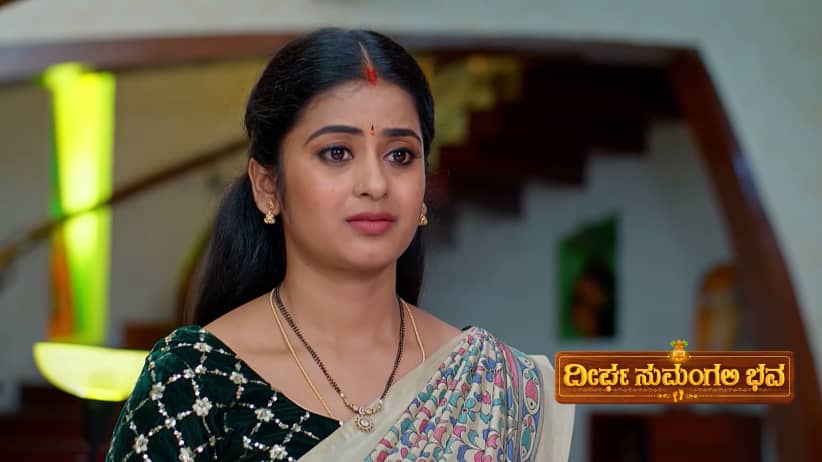 Gourav Comforts Ahalya with Ice Cream
