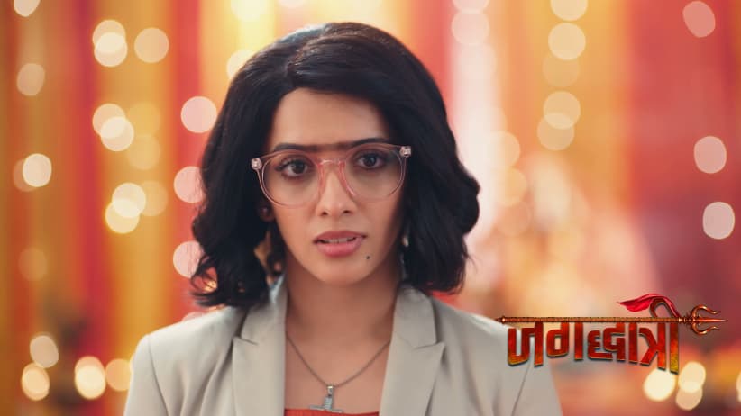Maya Grows Suspicious of Mahesh