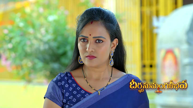 Avanthika Stops Ahalya from Feeding Bujji