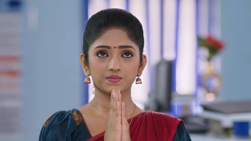 Bommi Disapproves of Tammanna's Conduct
