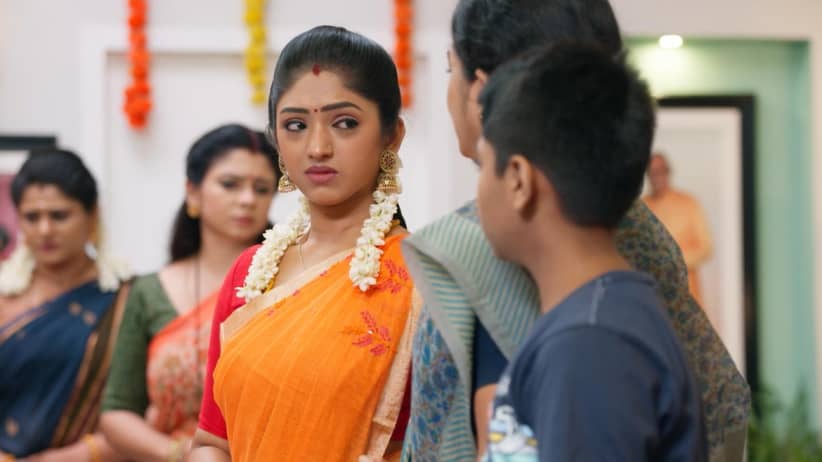 Siddharth Takes a Promise from Tammanna