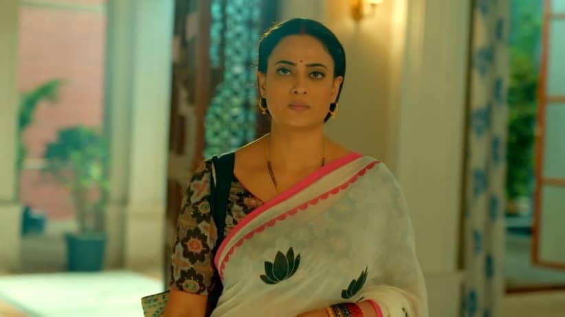 Aparajita Refuses to Sign the Documents