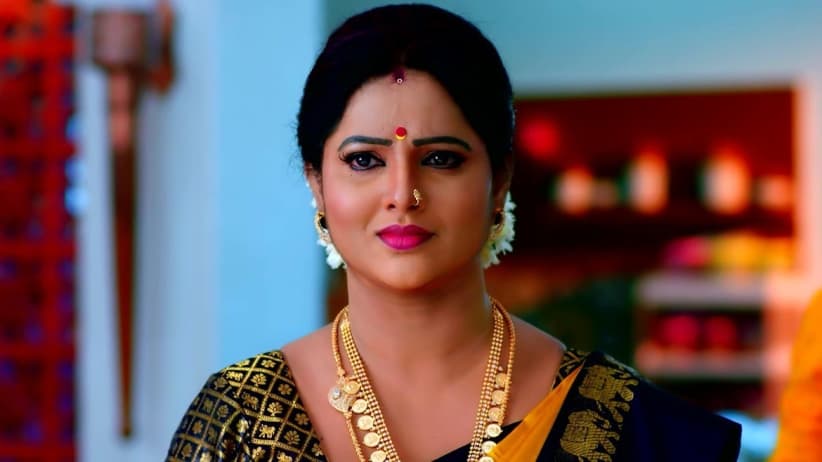 Devan Reaches Janaki Ramavarma’s House