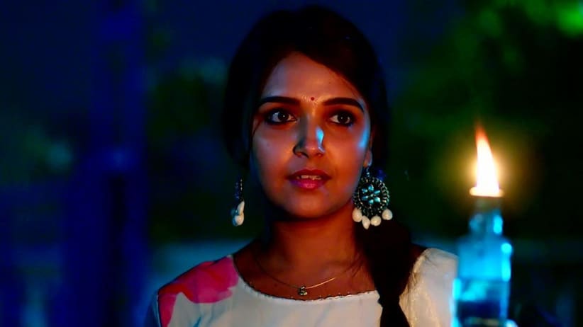 Roopa Joins Raju’s Family for Dinner