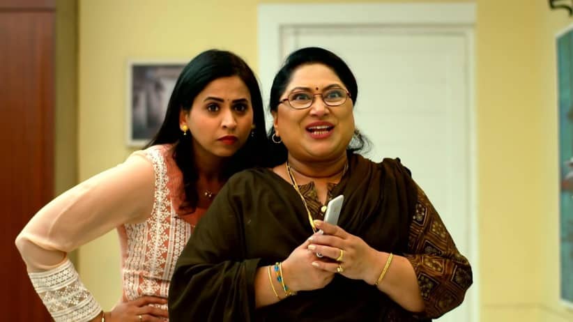 Sarita Wins a Lottery of INR 1 Crore
