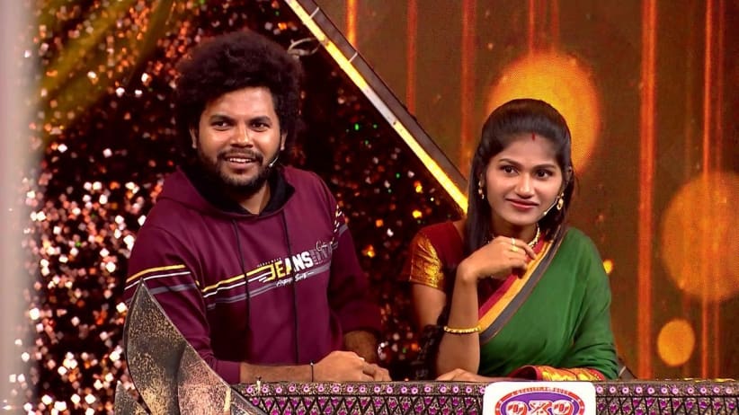 Three Unique Pairs Arrive on the Show