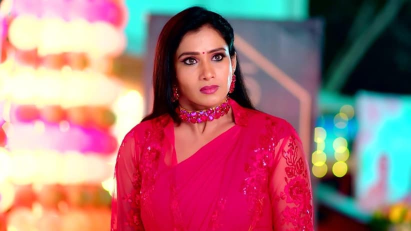 Tara Threatens to Fire Priya