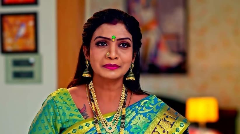 Charu Gives Liquor Chocolates to the Family
