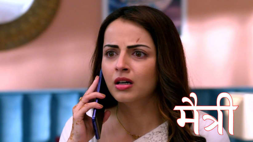 Vasundhara Reveals Saransh's Reality to Maitree