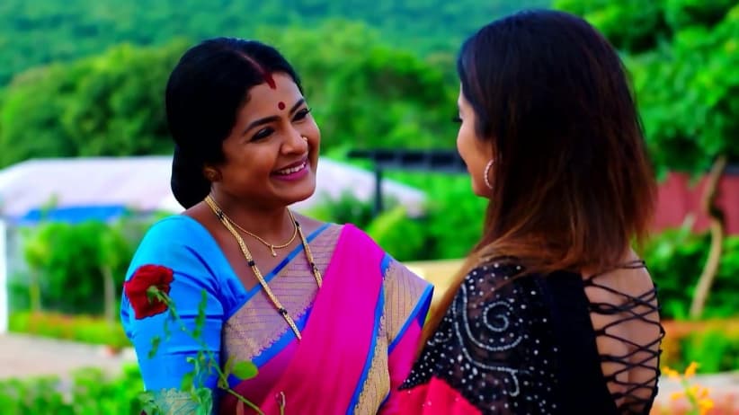 Janaki's Arrival Makes Sandhya Emotional