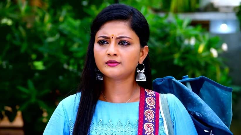 Dharmavathi Checks Karthik’s Wallet